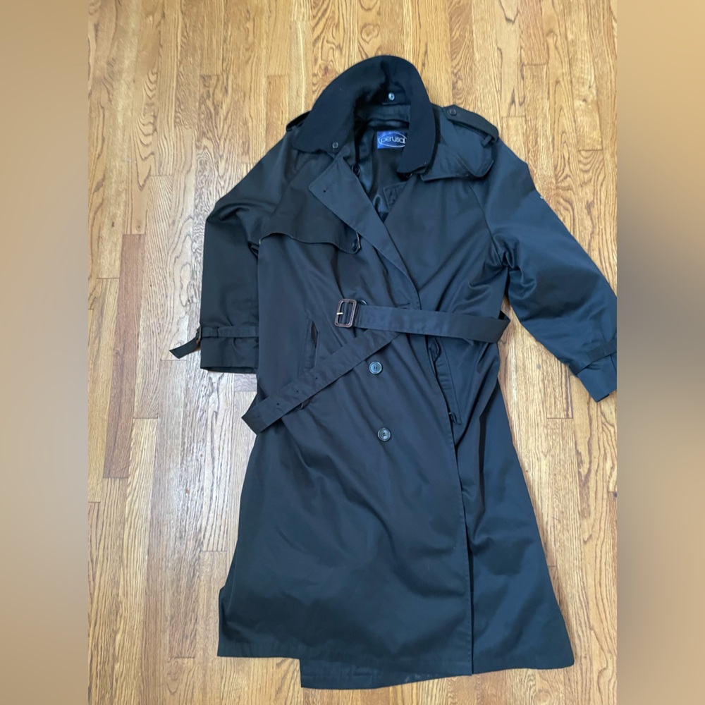Perusal men’s black trench coat size 48L